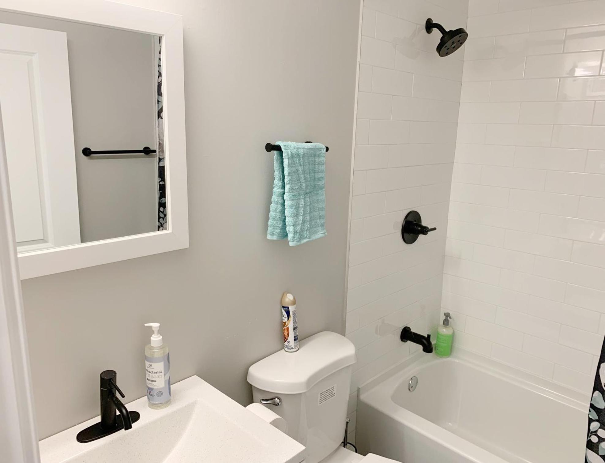 Charming 3Br 2Ba With Private Patio Appartement Philadelphia Buitenkant foto
