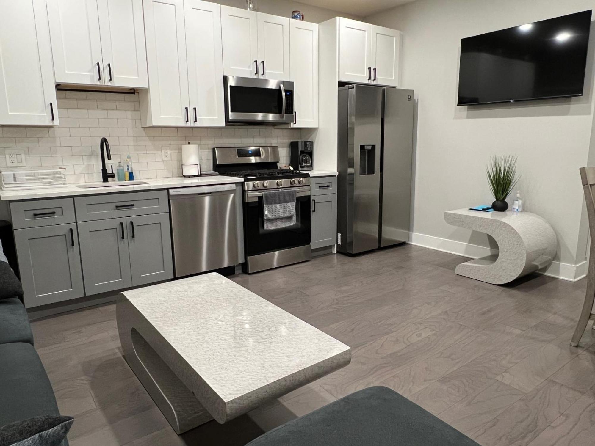 Charming 3Br 2Ba With Private Patio Appartement Philadelphia Buitenkant foto